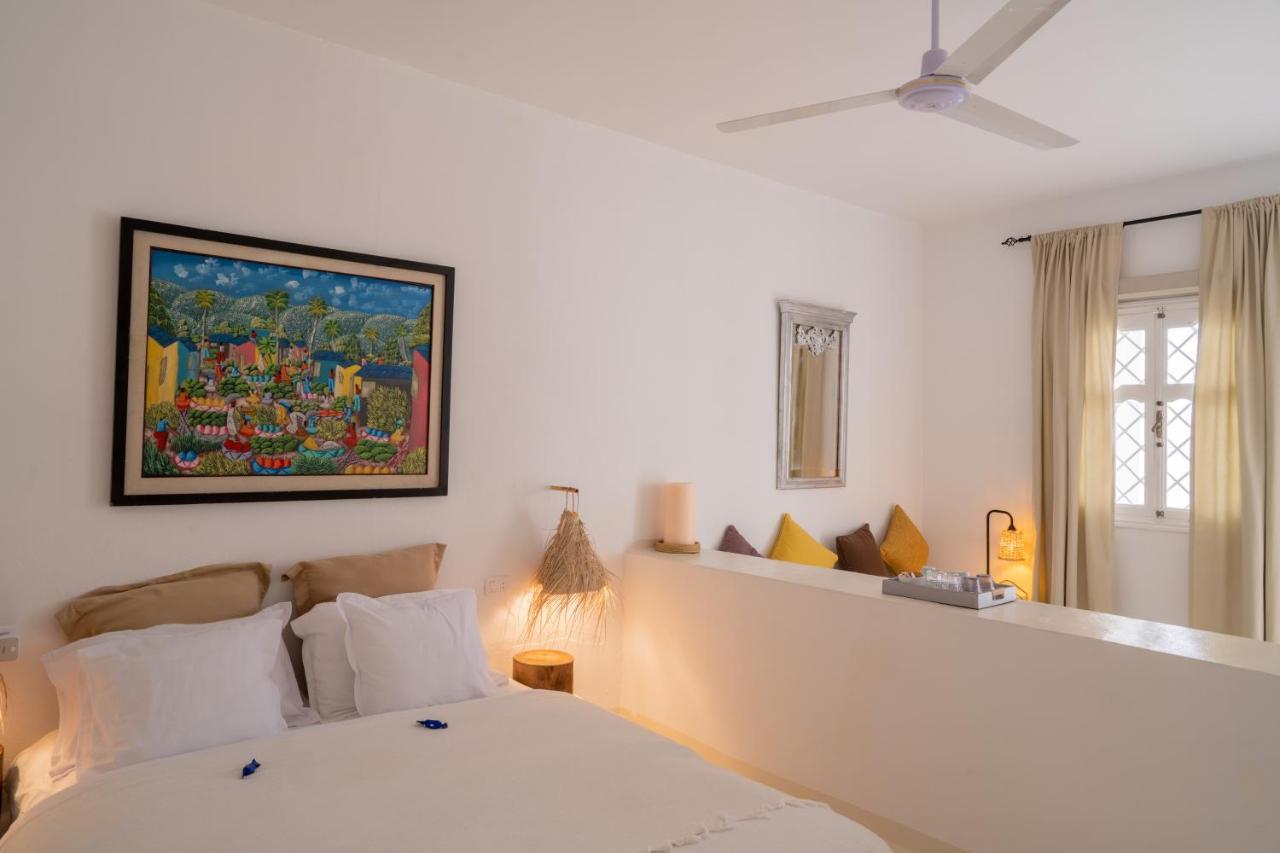 Hotel Cheeky Monkey Ghar el-Melh Zewnętrze zdjęcie