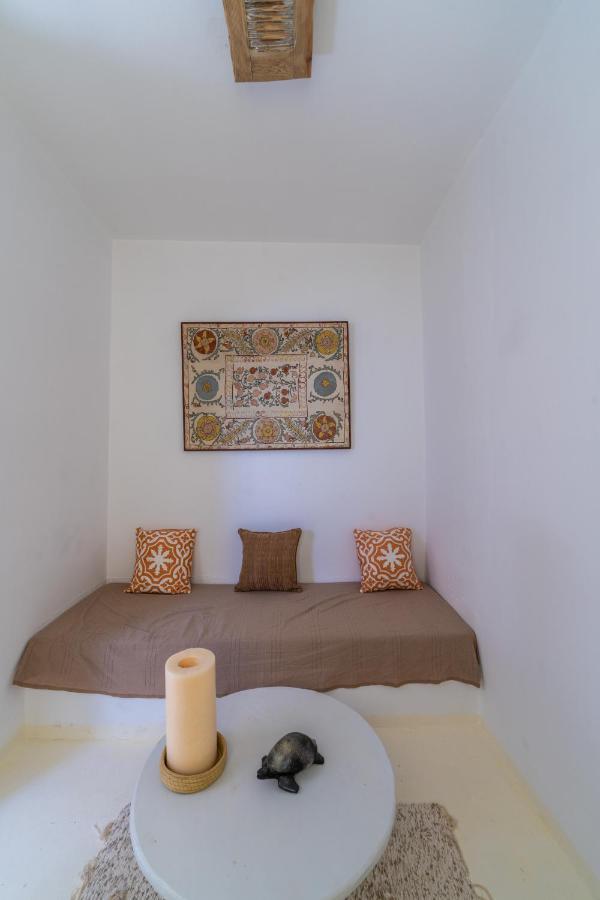 Hotel Cheeky Monkey Ghar el-Melh Zewnętrze zdjęcie